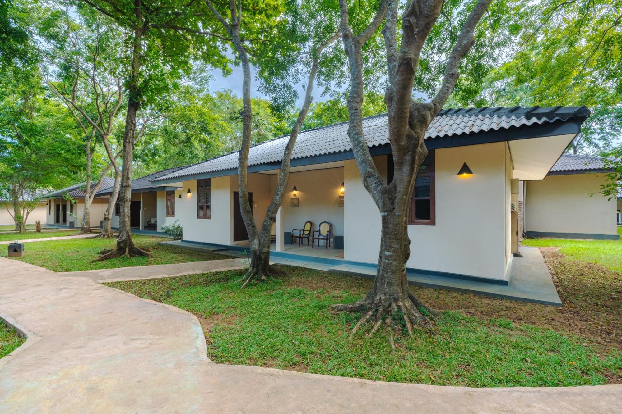 Kassapa Lions Rock Hotel Sigiriya Luaran gambar