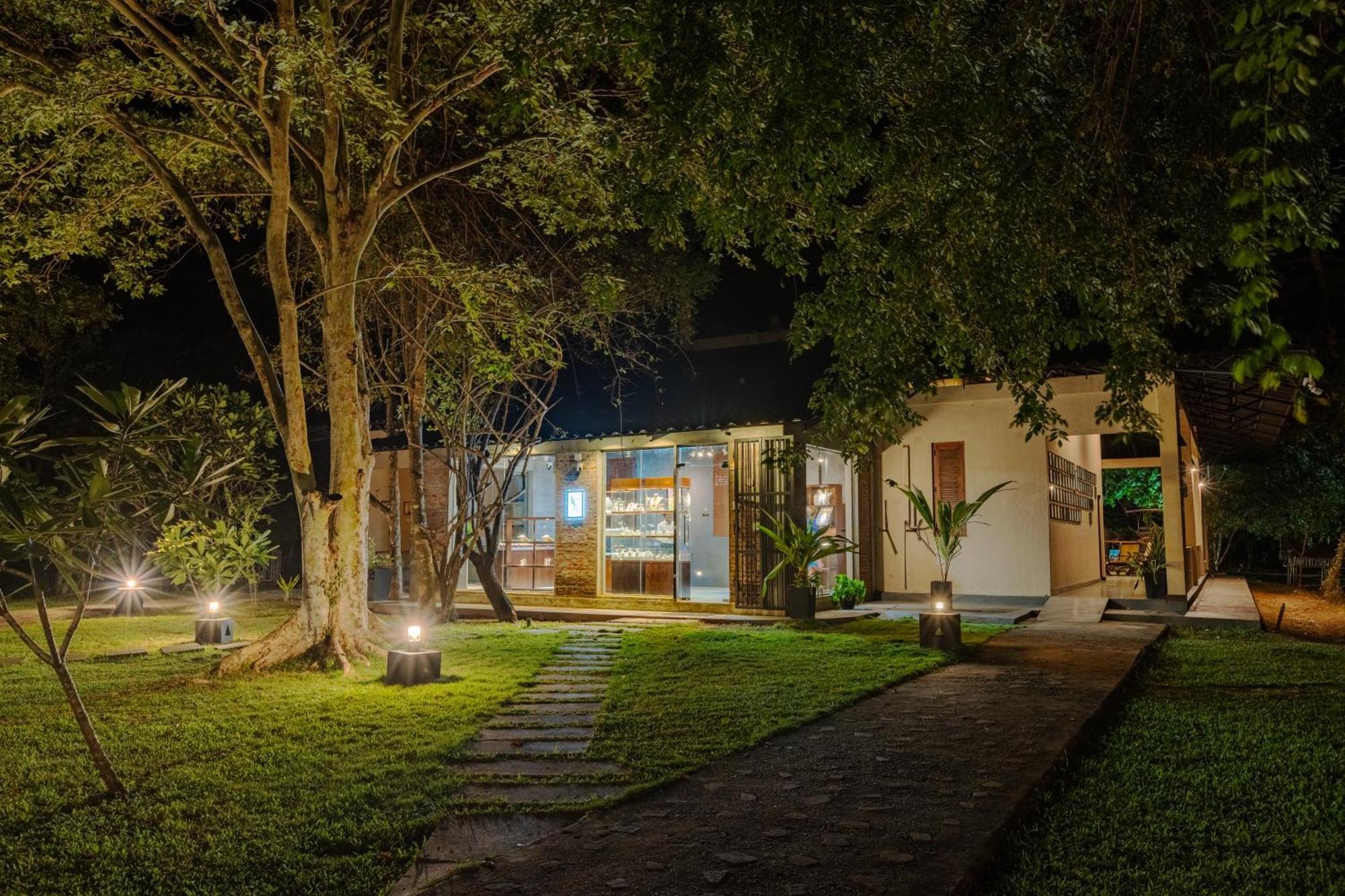 Kassapa Lions Rock Hotel Sigiriya Luaran gambar