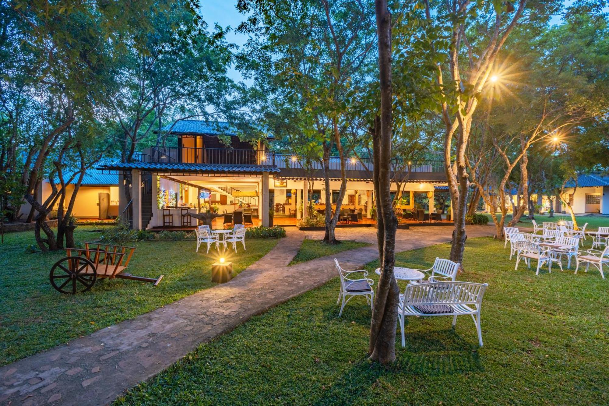 Kassapa Lions Rock Hotel Sigiriya Luaran gambar